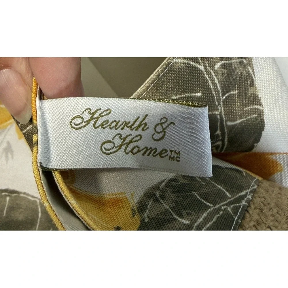 Hearth & Home Table Runner 76